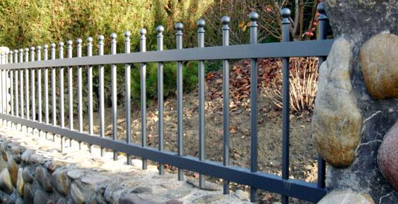 Clôtures et barrières : grille jardin