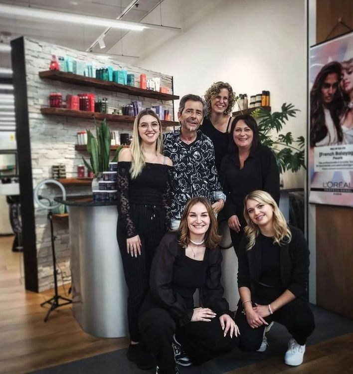 Coiffeur Sandro Orru – Friseur-Team