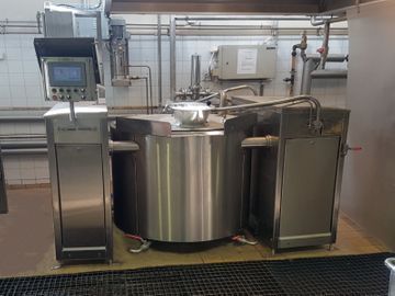 Elintarviketeollisuuden höyrykeittopadat