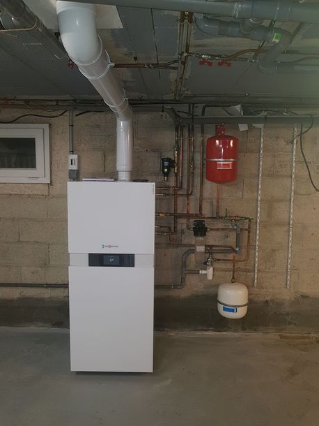 Une chaudière mise en place pour chauffer la maison