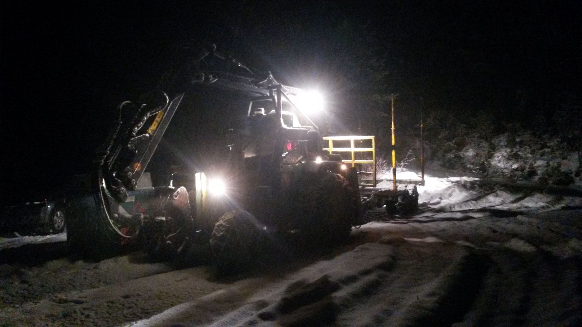 Andi Caviezel Holztransporte