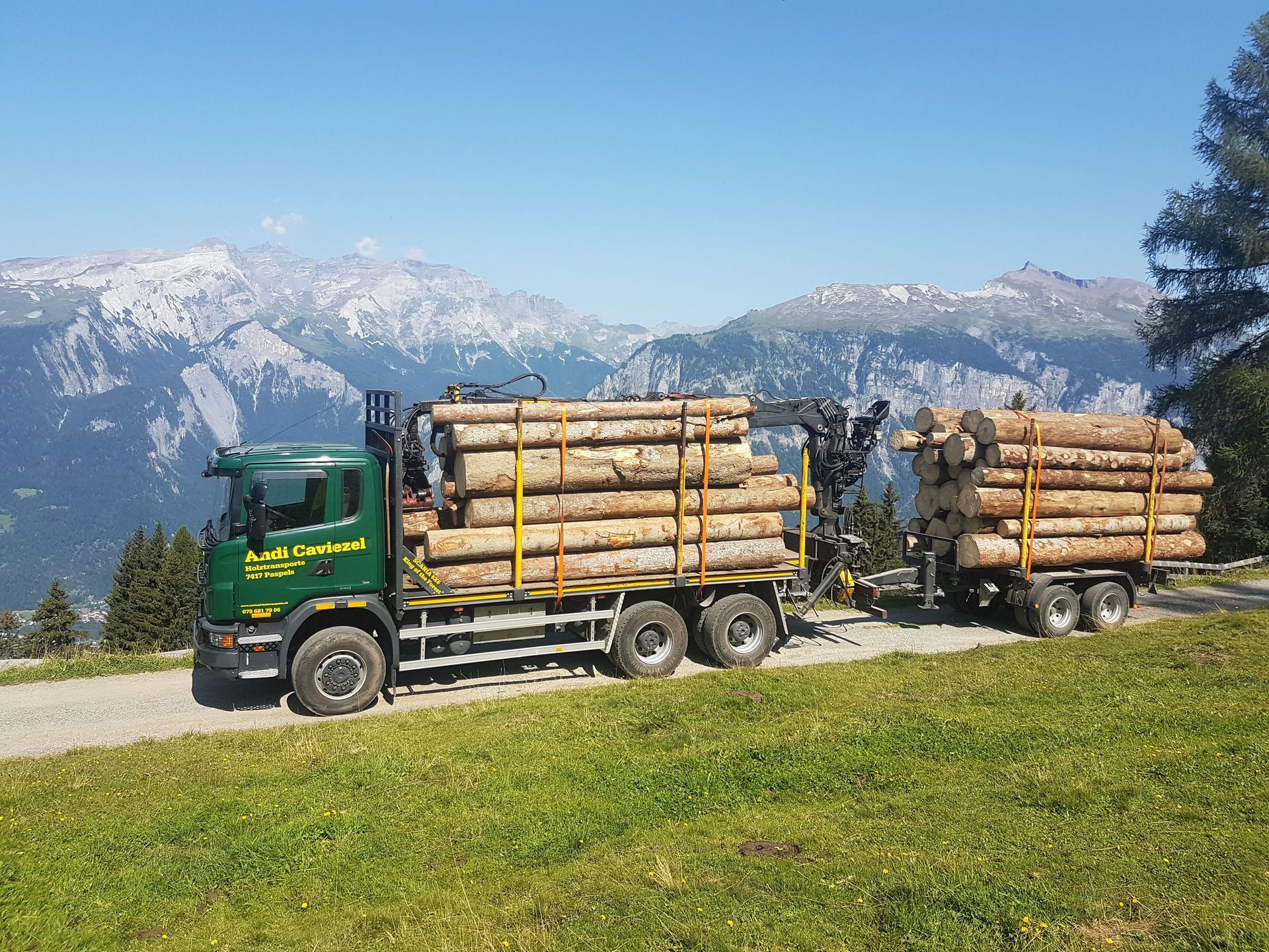 Andi Caviezel Holztransporte