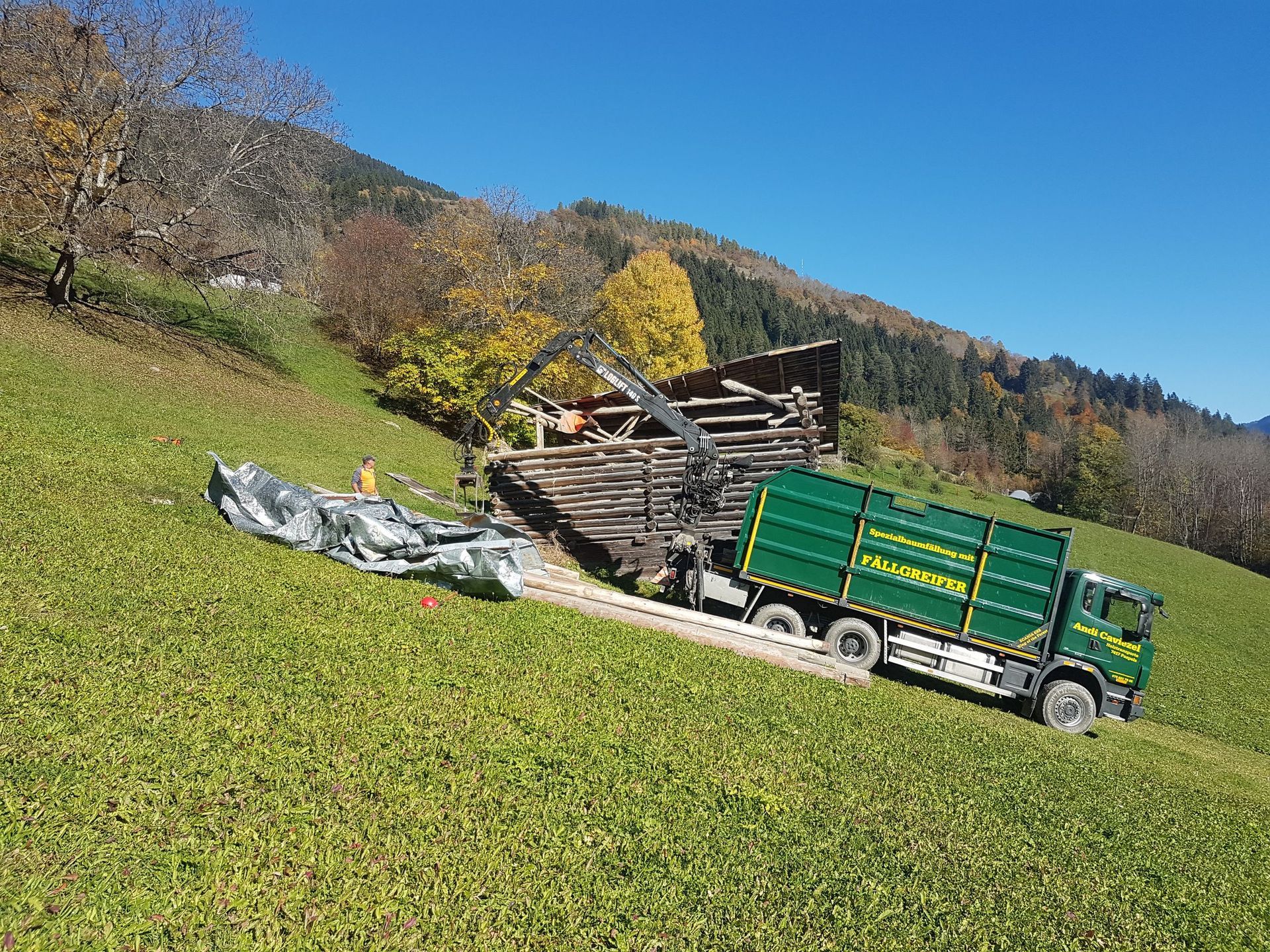 Andi Caviezel Holztransporte
