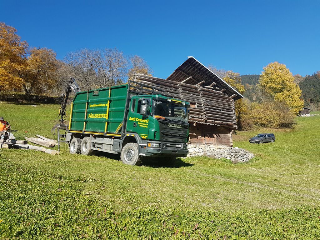 Andi Caviezel Holztransporte