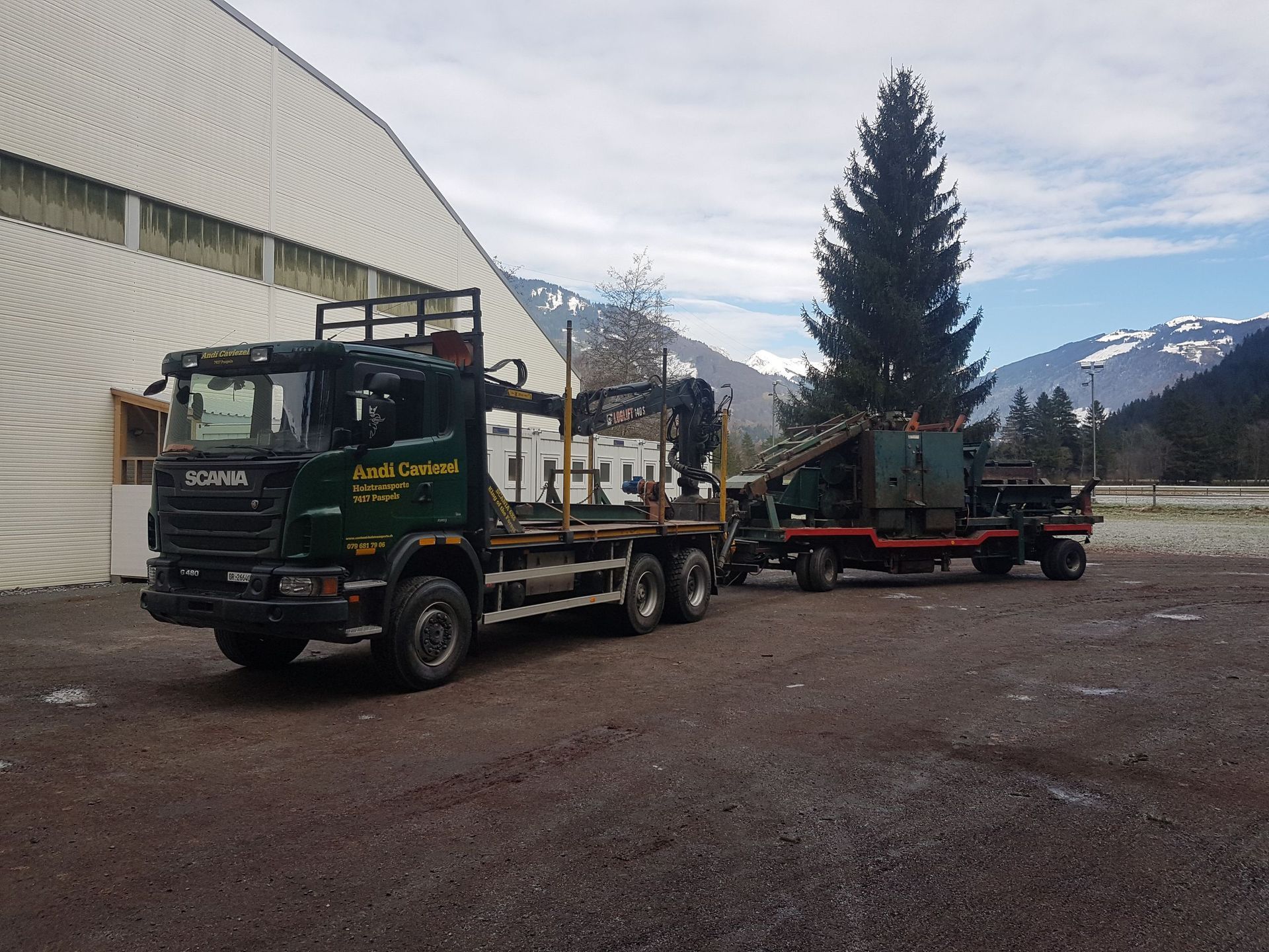 Andi Caviezel Holztransporte