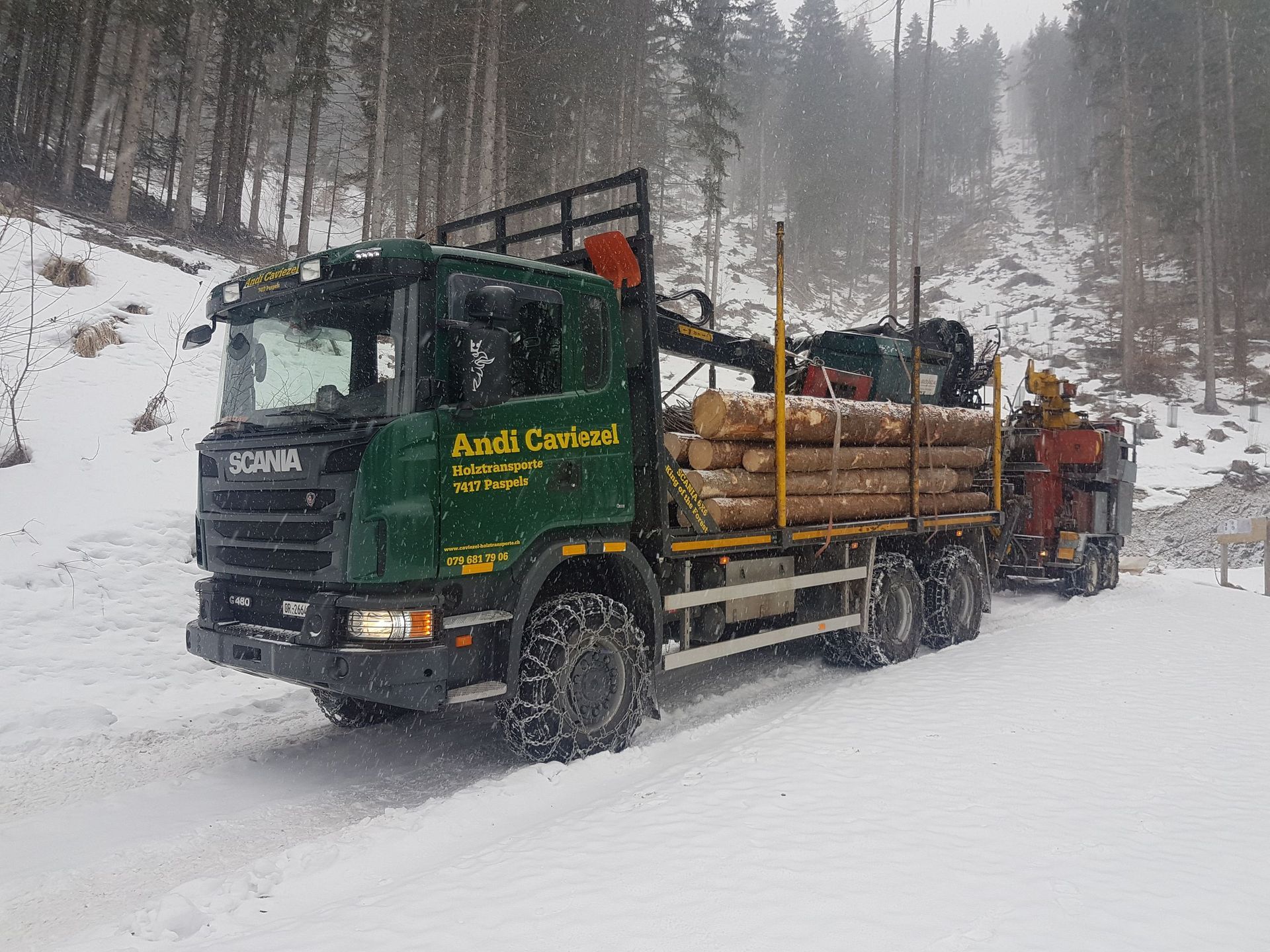 Andi Caviezel Holztransporte
