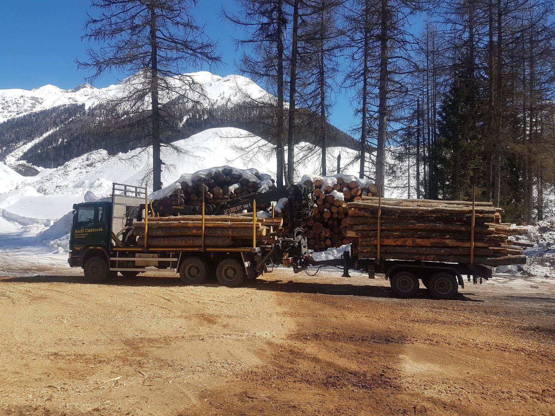 Andi Caviezel Holztransporte