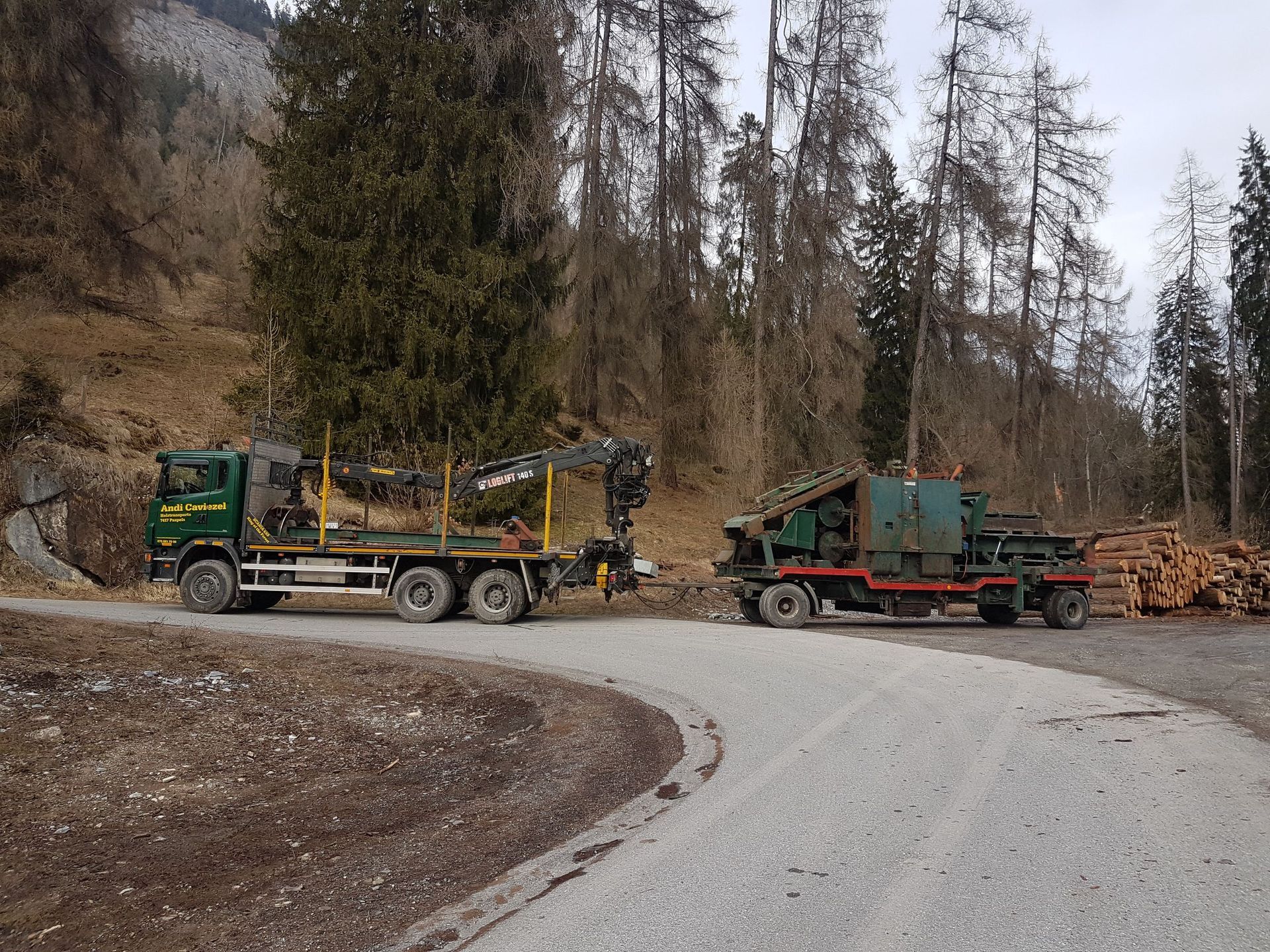 Andi Caviezel Holztransporte
