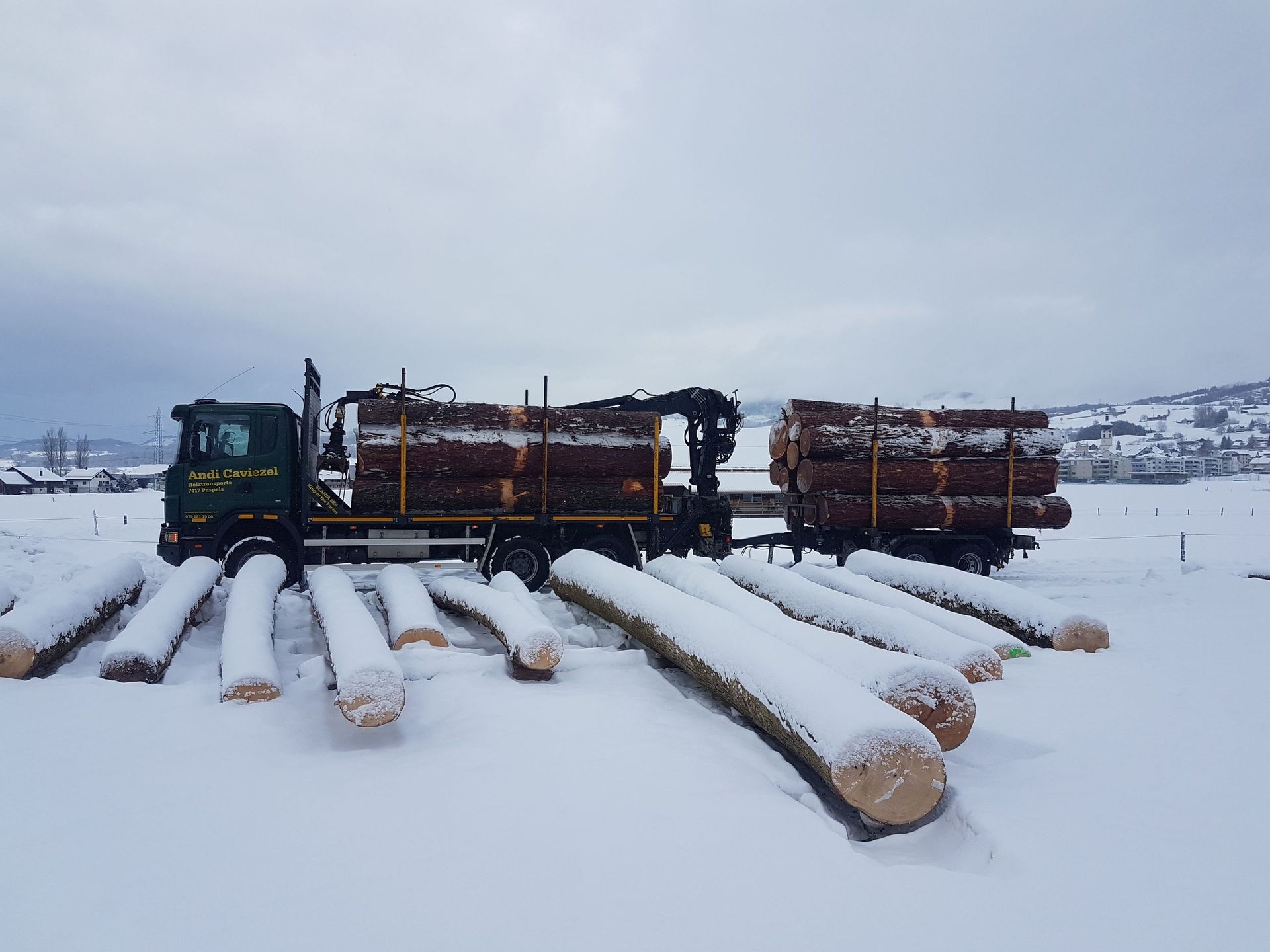 Andi Caviezel Holztransporte
