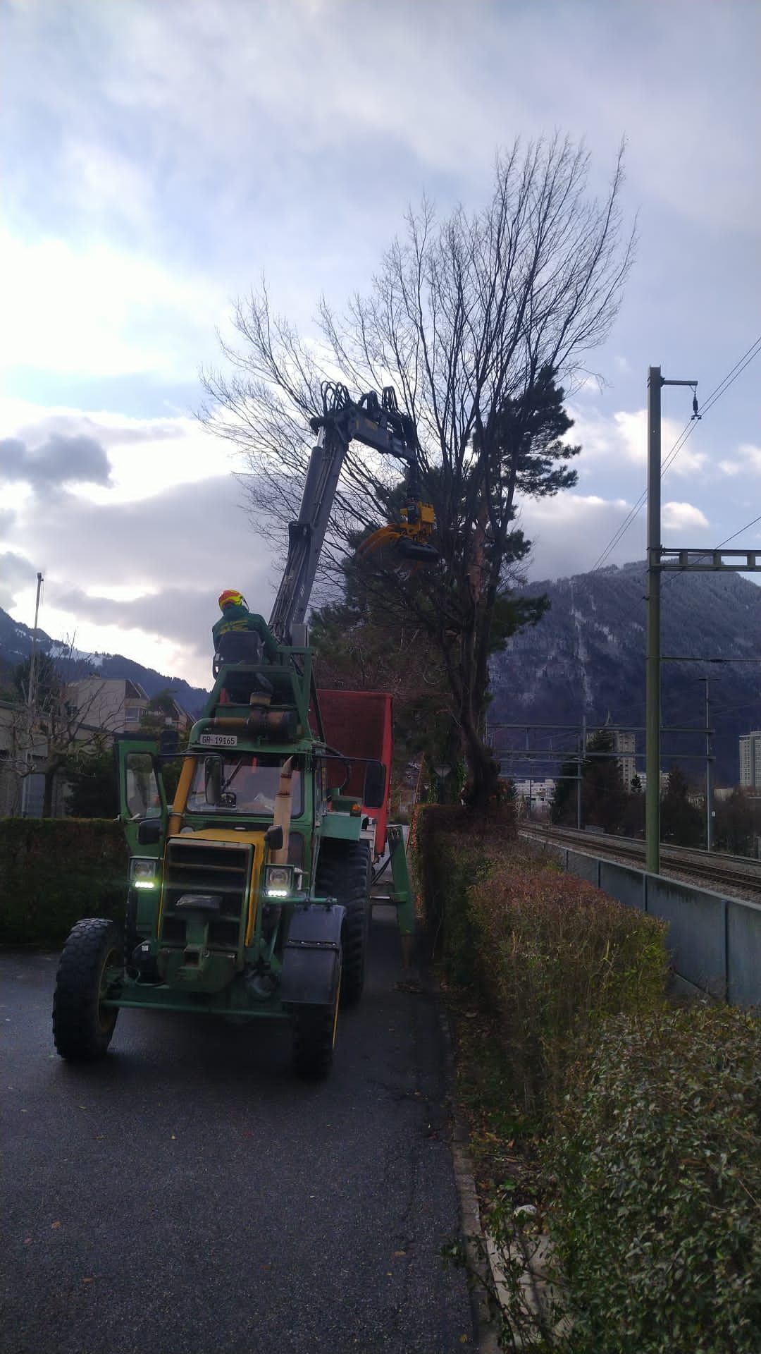 Andi Caviezel Holztransporte
