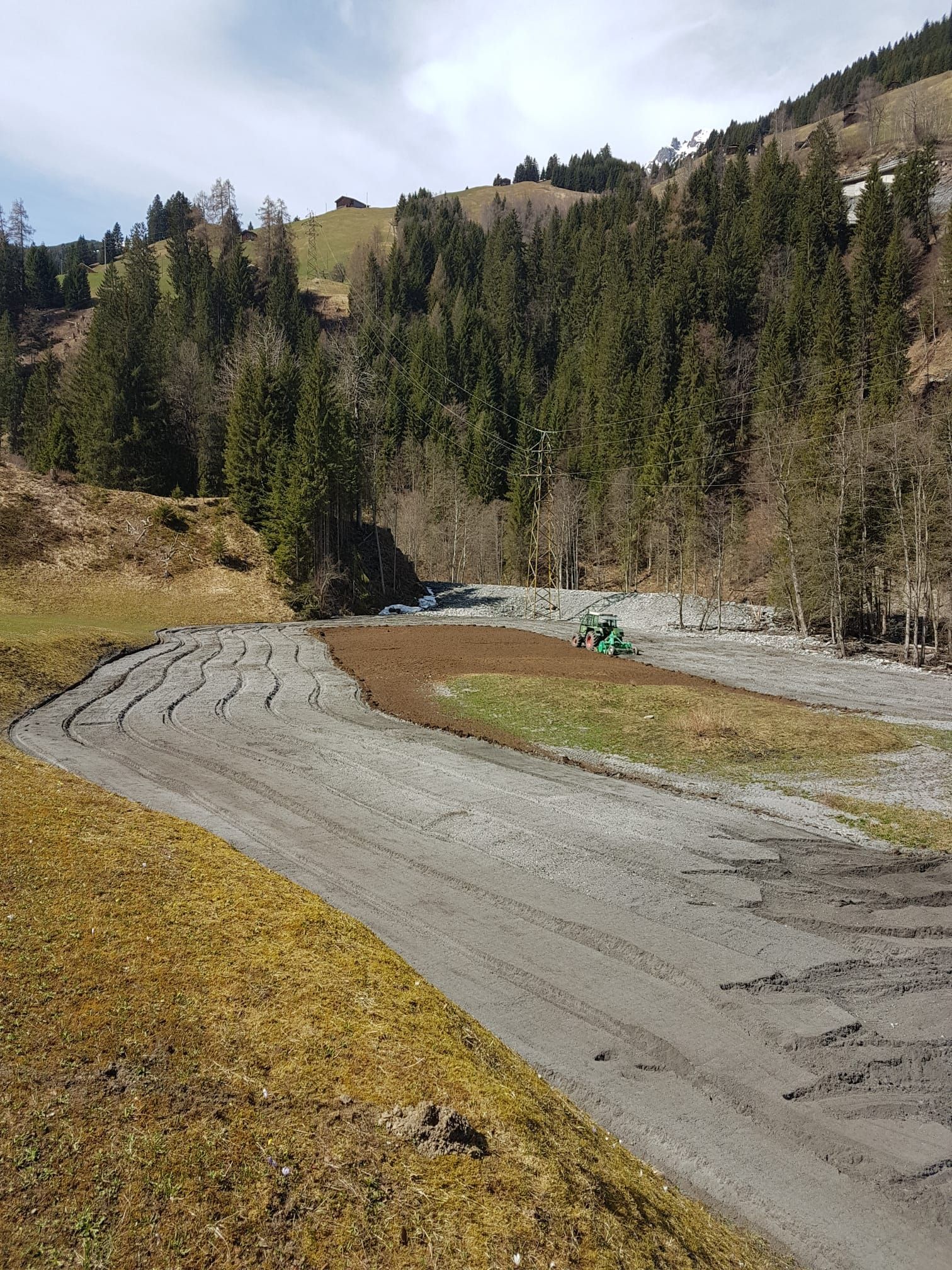 Andi Caviezel Holztransporte