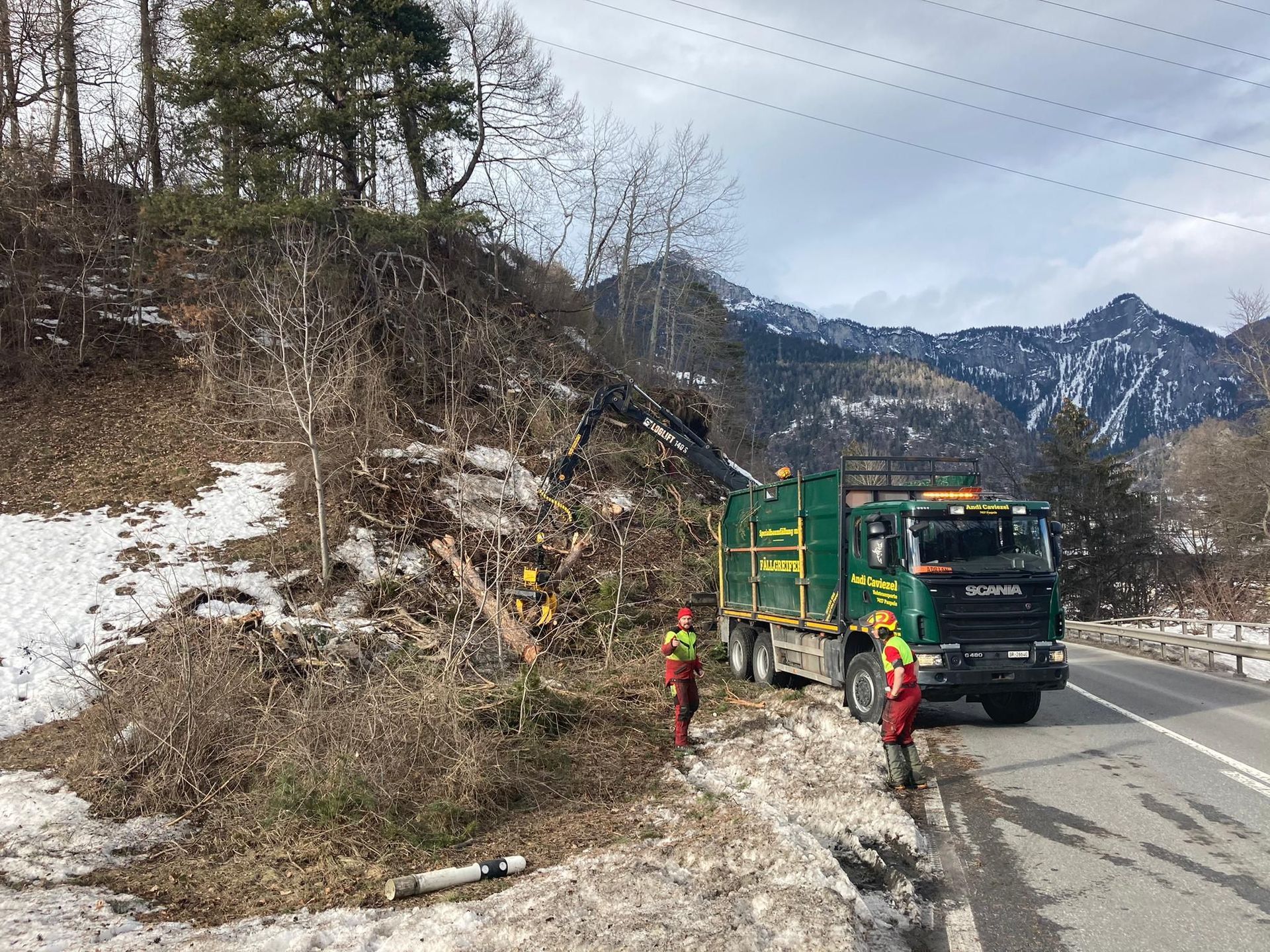 Andi Caviezel Holztransporte
