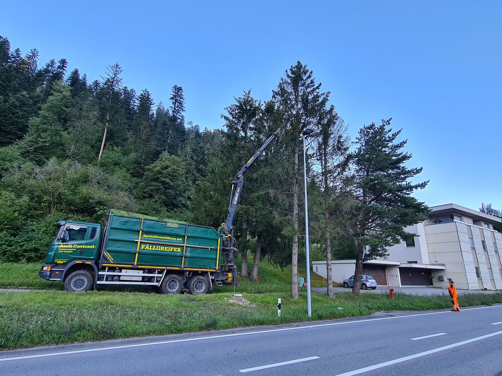 Andi Caviezel Holztransporte
