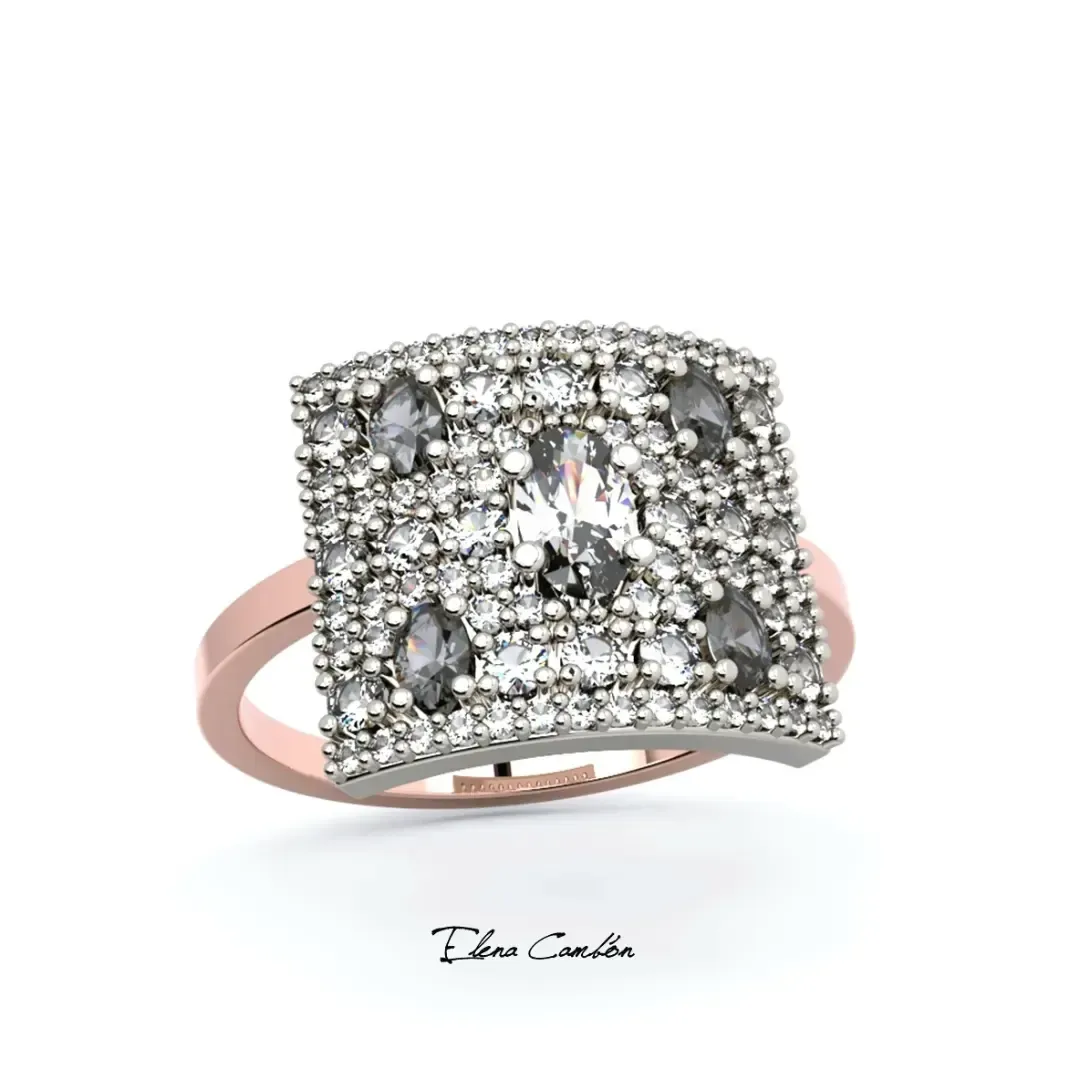Anillo de oro rosa con engaste cuadrado de diamantes pavé y cuatro piedras en forma de lágrima.