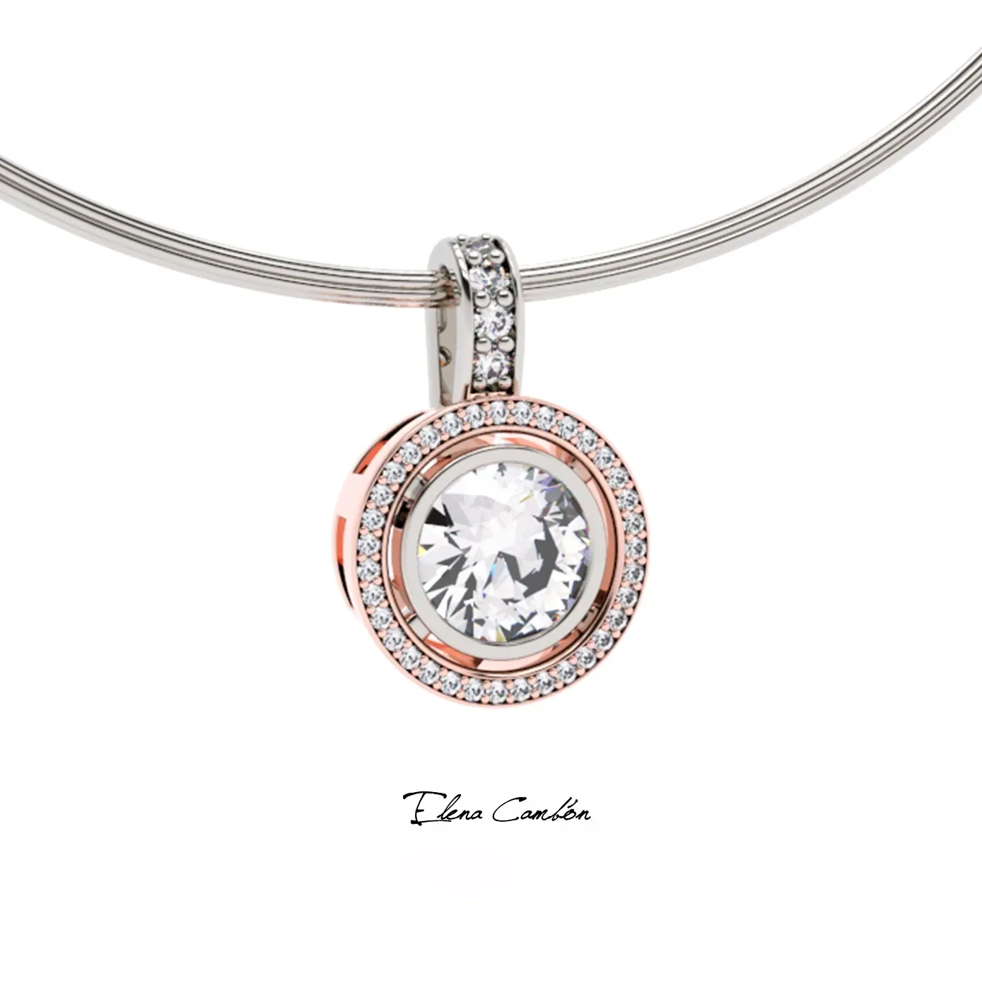 Collar de oro con colgante de estrella de oro y pequeño diamante central sobre fondo blanco.