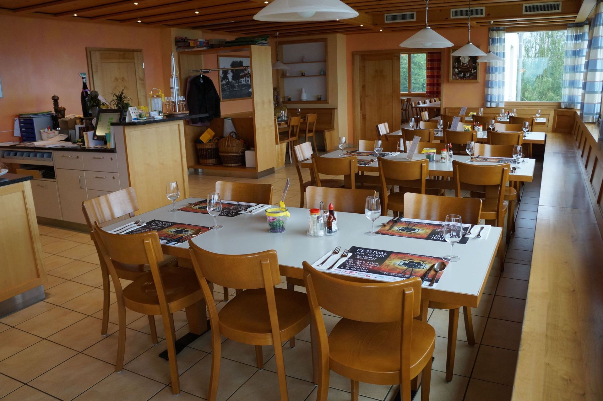 schweizer küche - kinderparadies - herisau