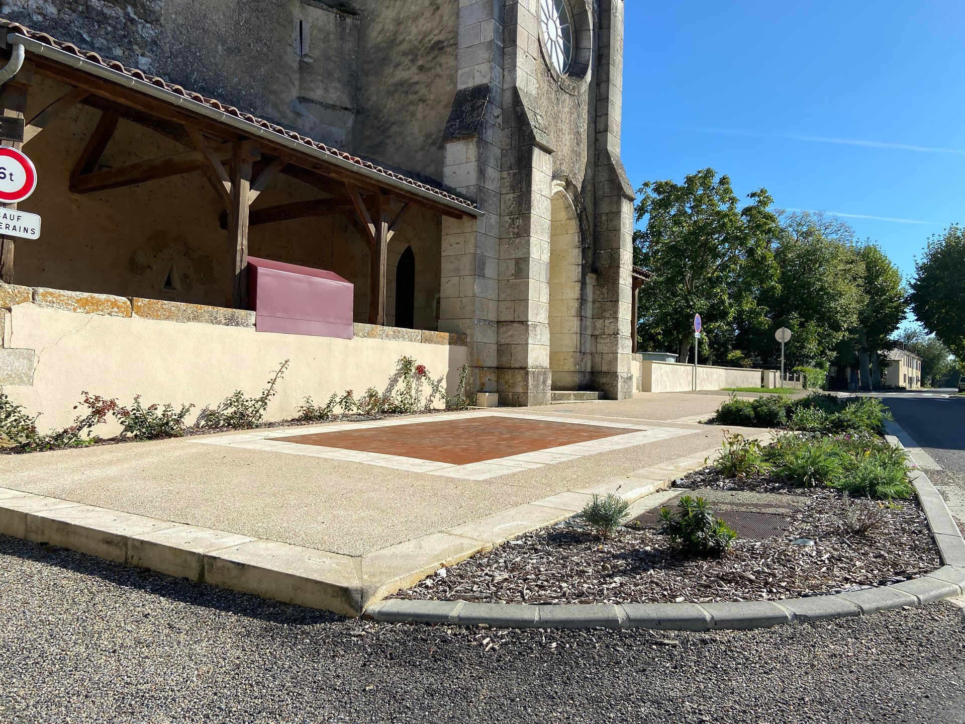 Travaux d'aménagement urbain dans une ville