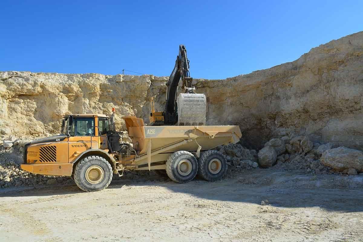 Charge d'un camion bascule