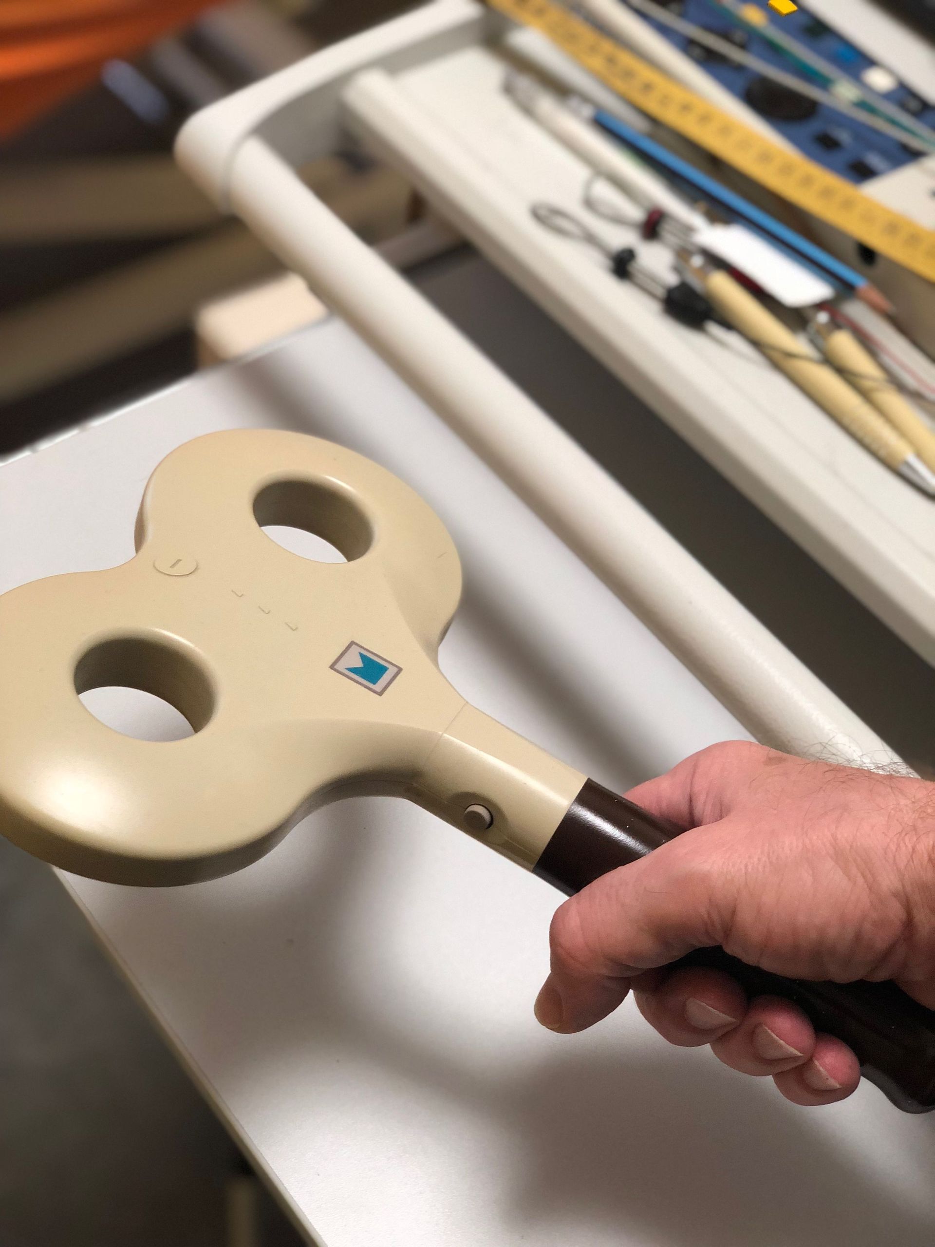 Gerät - Praxis Dr. med. Jürg Karlen