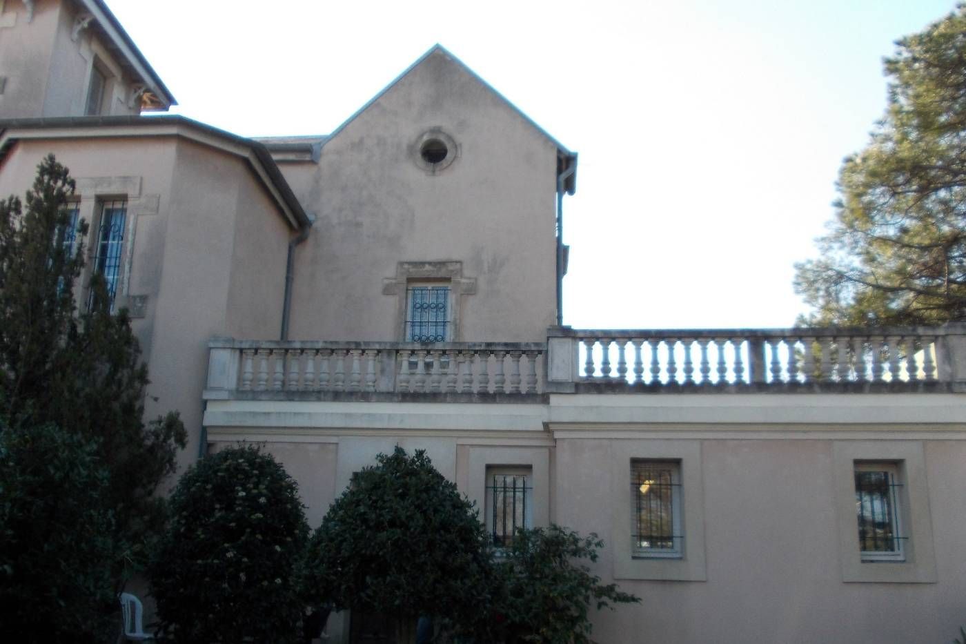 renovation facade maison lattes