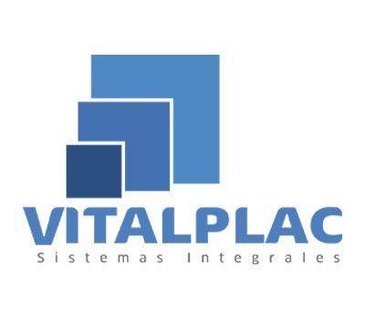 Logotipo de VITALPLAC: cuadrados azules superpuestos sobre el texto. 