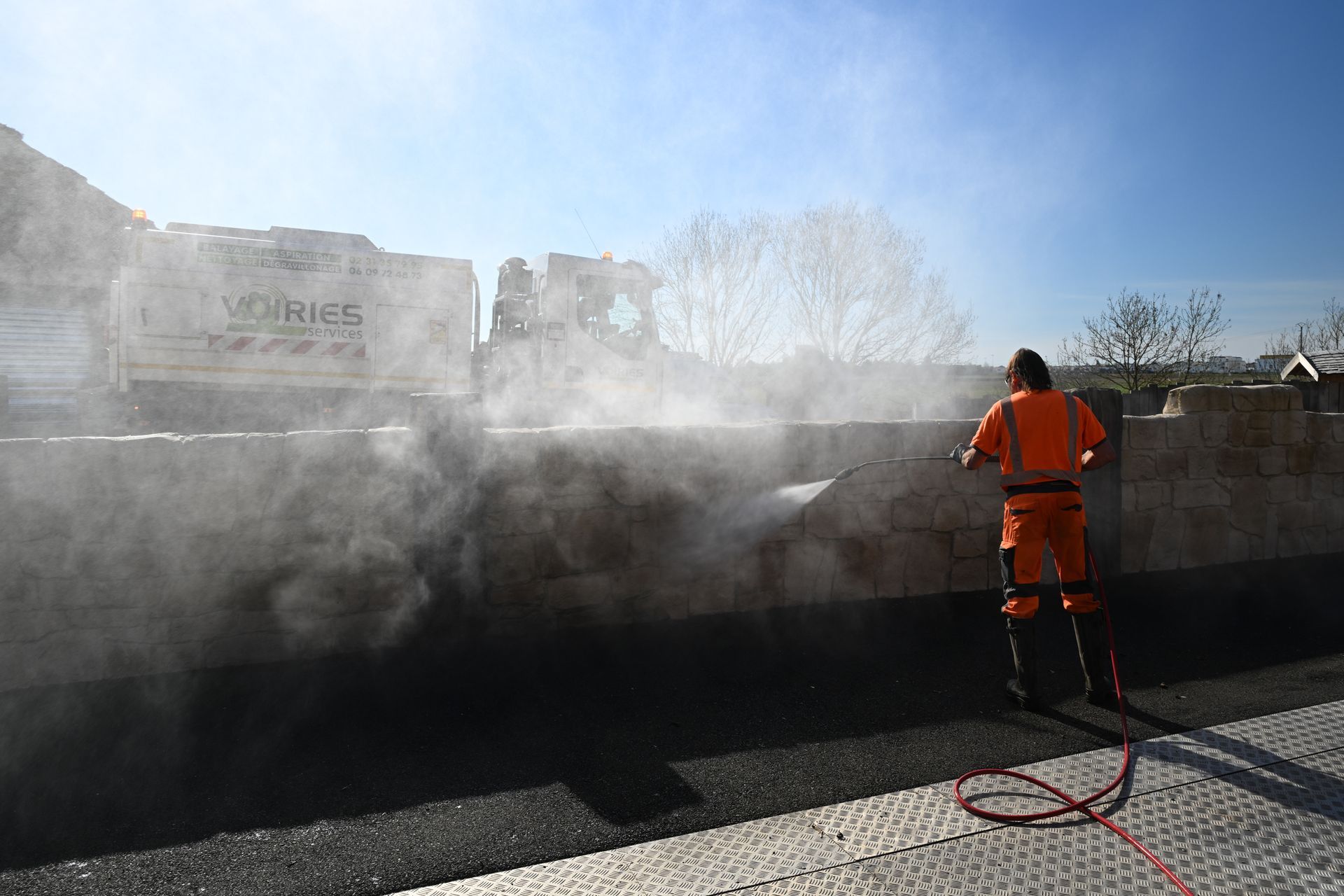 Nettoyage haute pression d'un muret