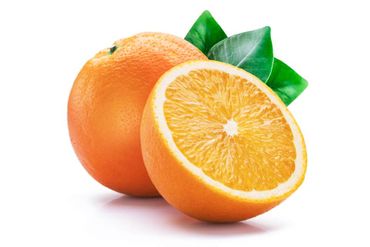 Ganze und halbierte Orange