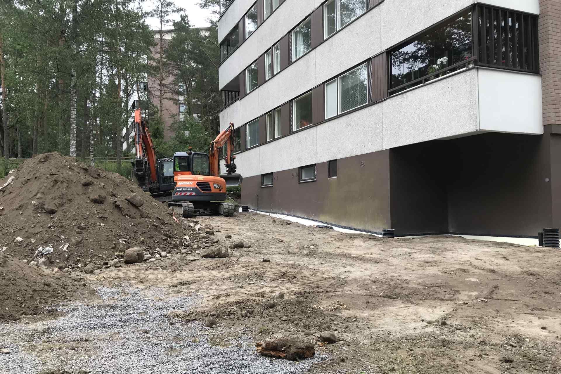 mm-koneurakointi