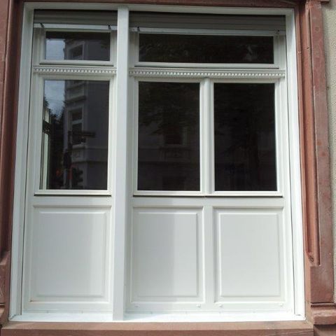 Außenansicht Altbau - Balkontür