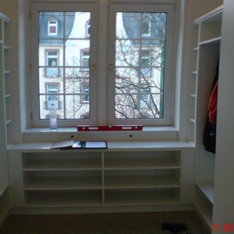 Großer Einbauschrank 3 - seitig