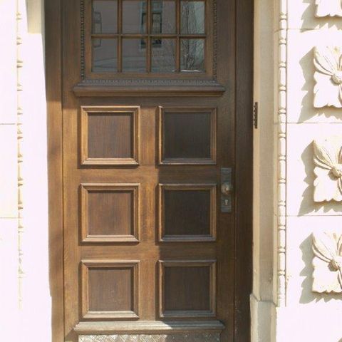 Haustür restaurieren