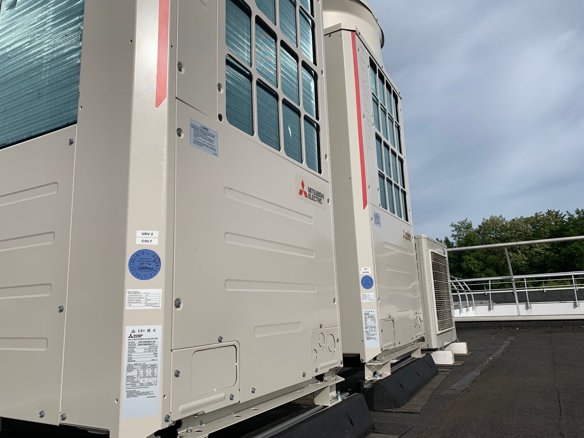 Pompes à chaleur vue du sol