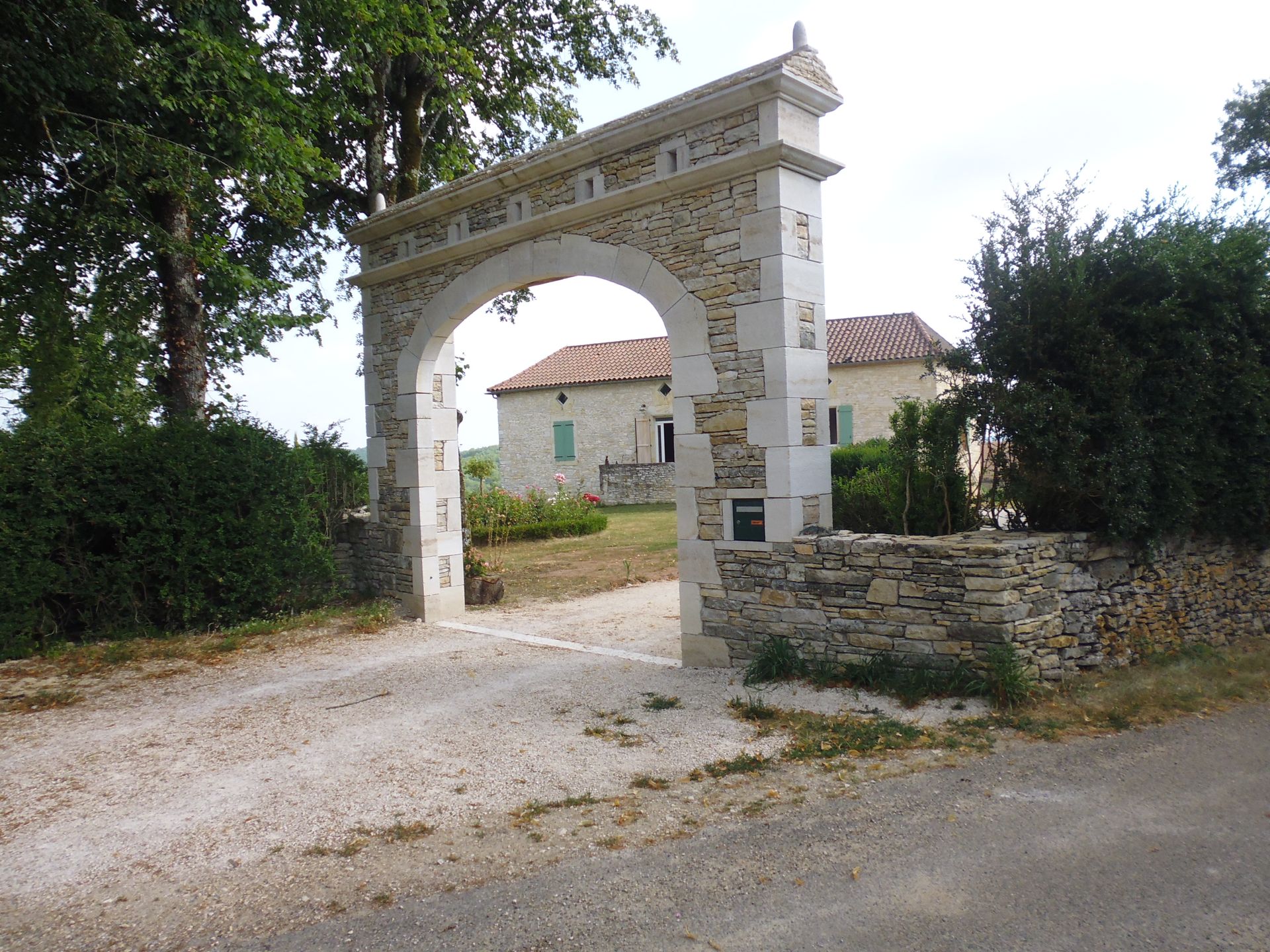 Rejointoiement d'une maison à Léobard