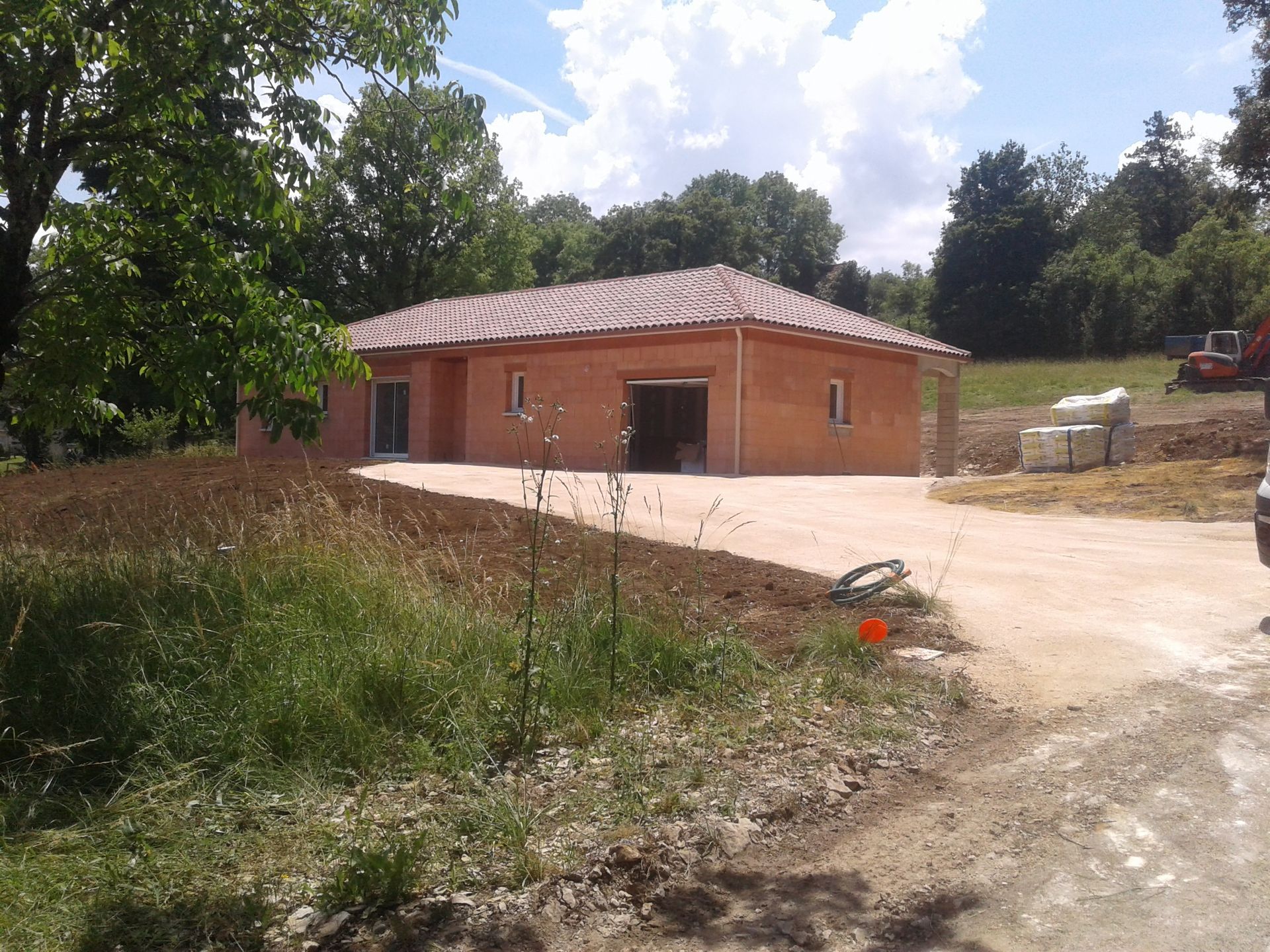 Construction d'un atelier - garage à Frayssinet le Gélat