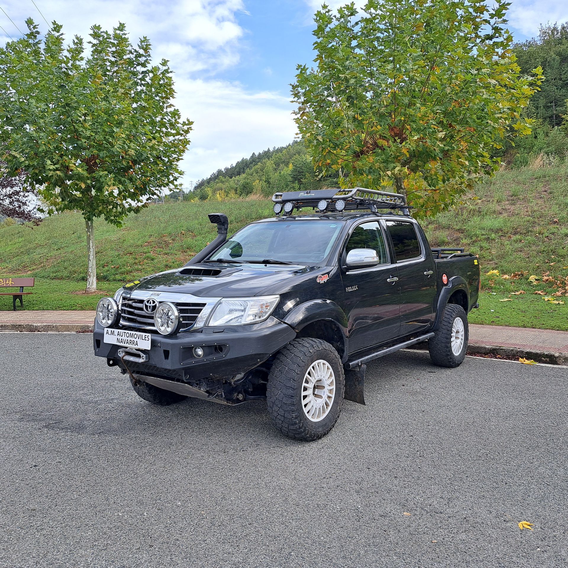 toyota hilux pickup 2016