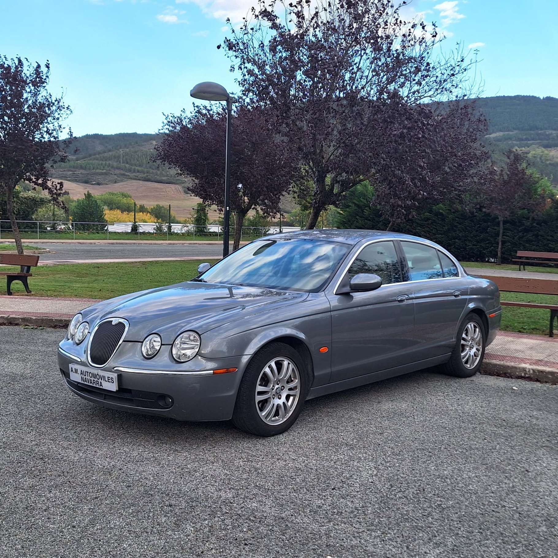JAGUAR S-TYPE