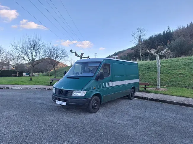 MERCEDES SPRINTER