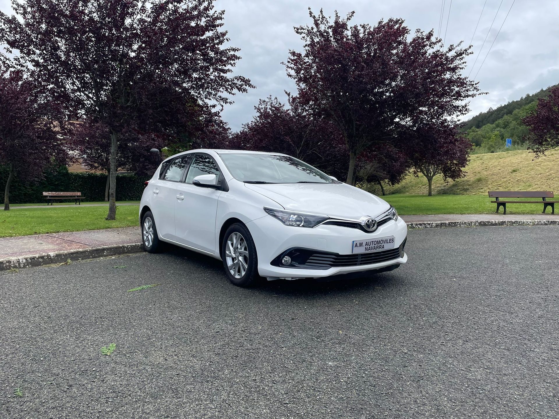 TOYOTA AURIS 2016