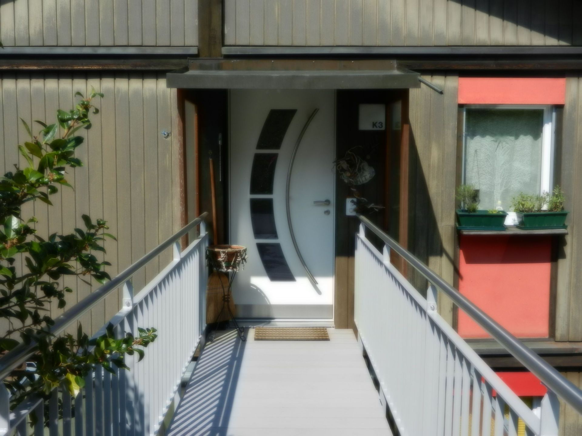 Haustüren - A-Z Holzbauarbeiten - Herisau