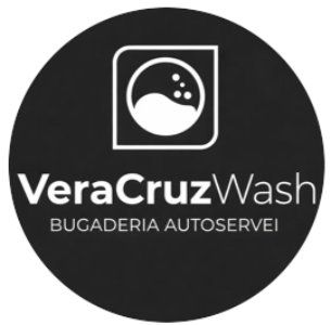 Logo circular negro de VeraCruzWash con ícono de lavadora y texto “BUGADERIA AUTOSERVEI”