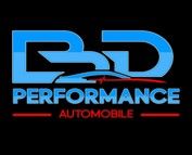 Logo B&D Performance Automobile en bleu et rouge sur fond noir