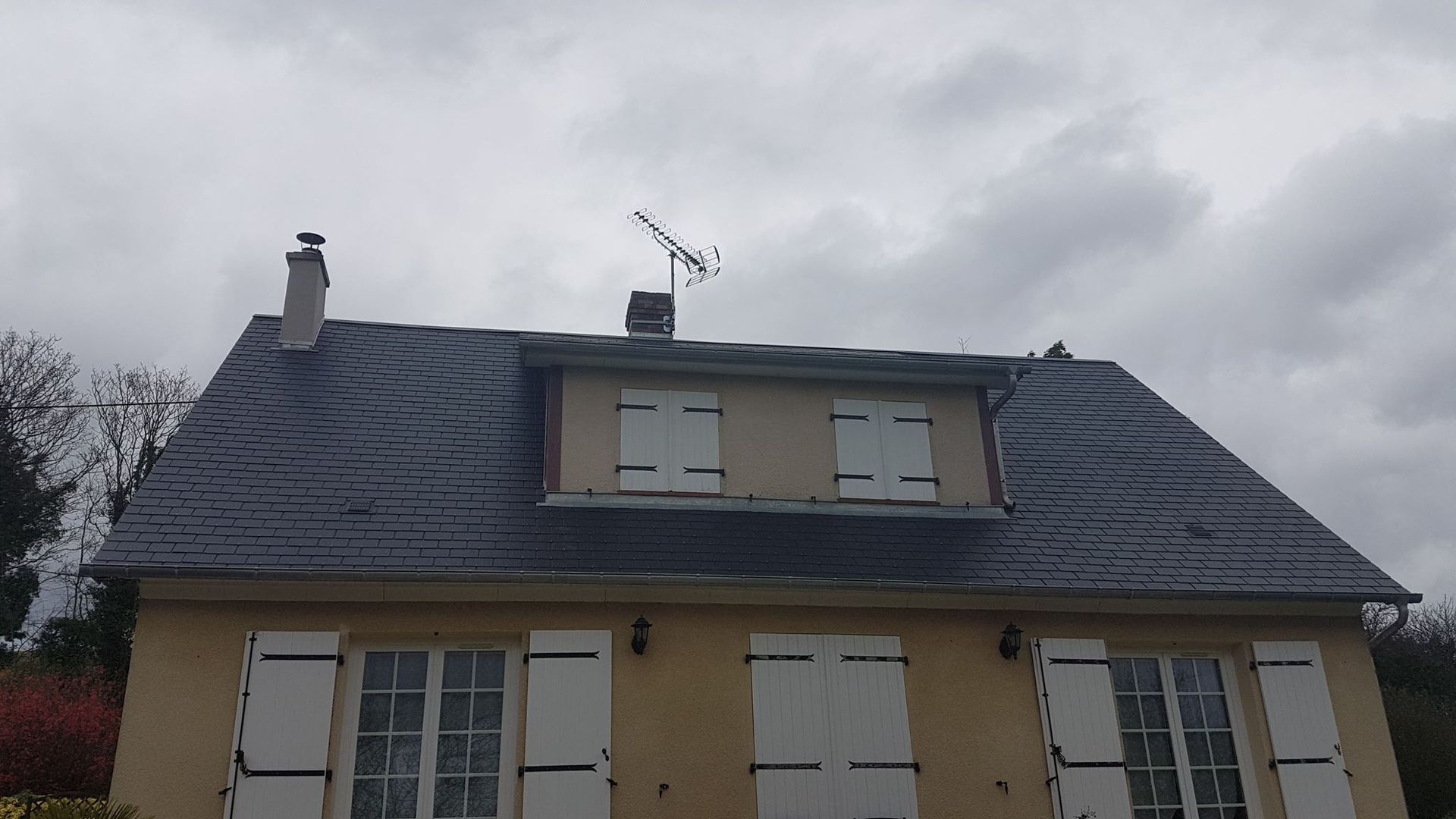 Travaux de couverture en ardoise