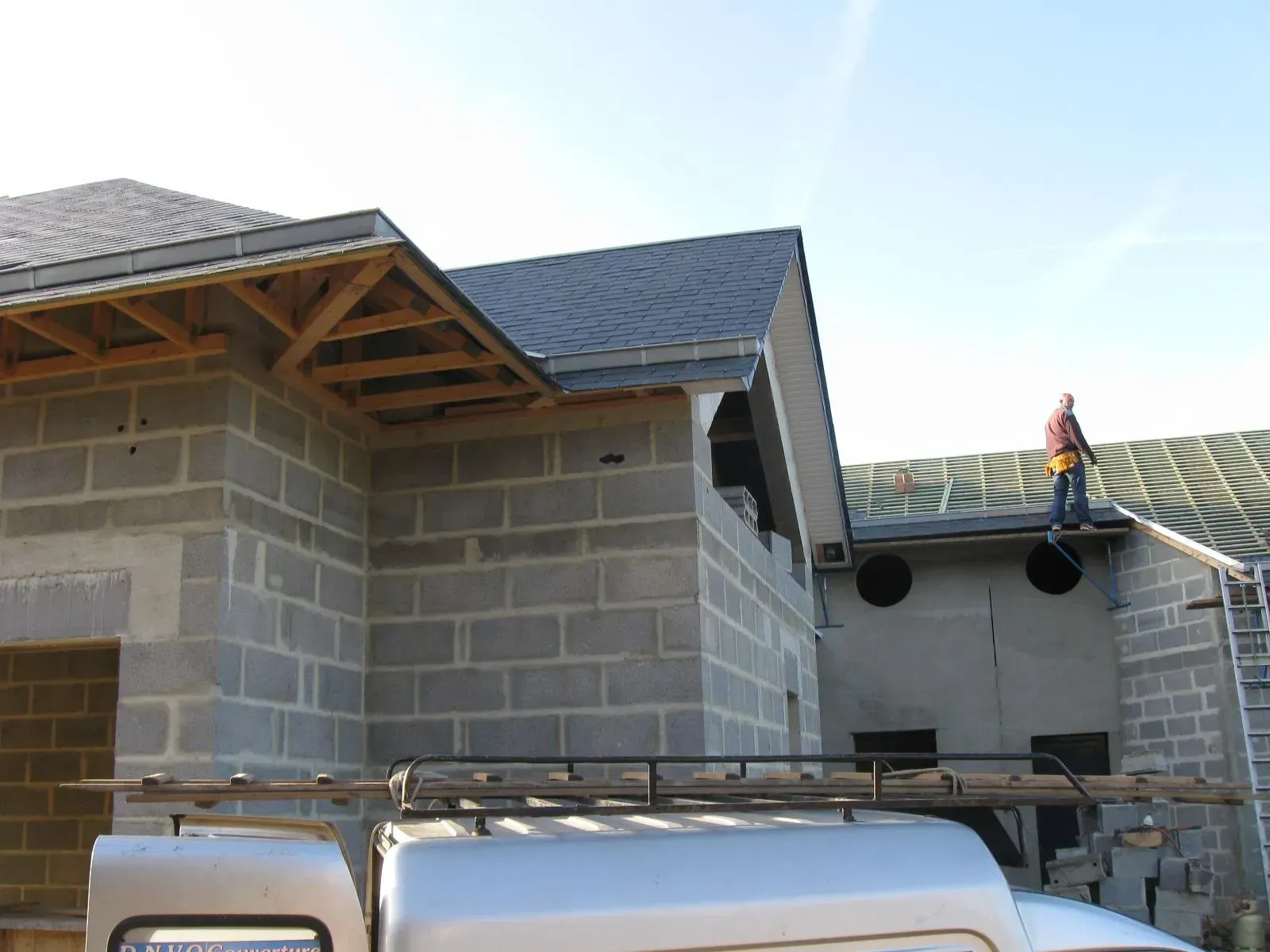 Pose d'ardoise sur maison neuve