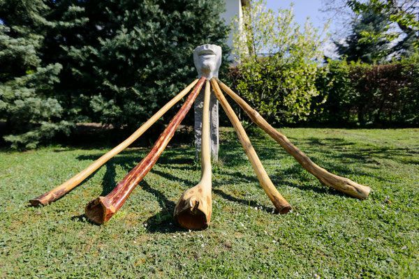 Digeridoo | Bildhauer Urs Imhof | Haus zum Steigbrunnen | Klingnau
