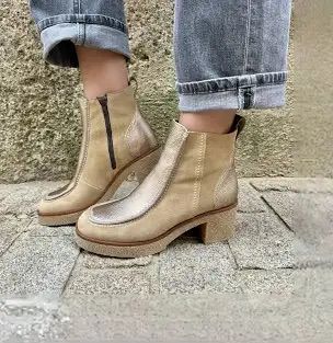 Bottines à talon beige