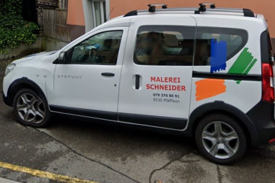 Firmenwagen der Malerei Schneider