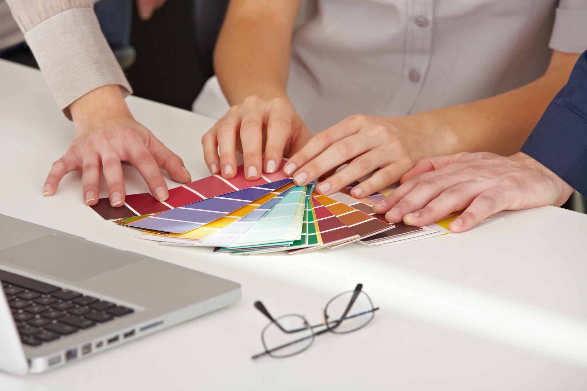 Farbberatung und Farbgestaltung - Bachmann GmbH Malergeschäft - Oberwil BL