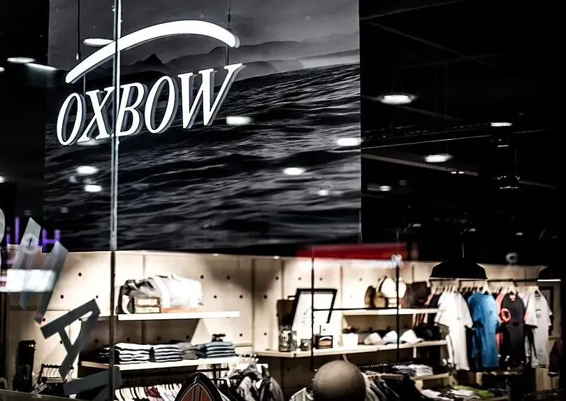 Magasin Oxbow, rayon de vêtements