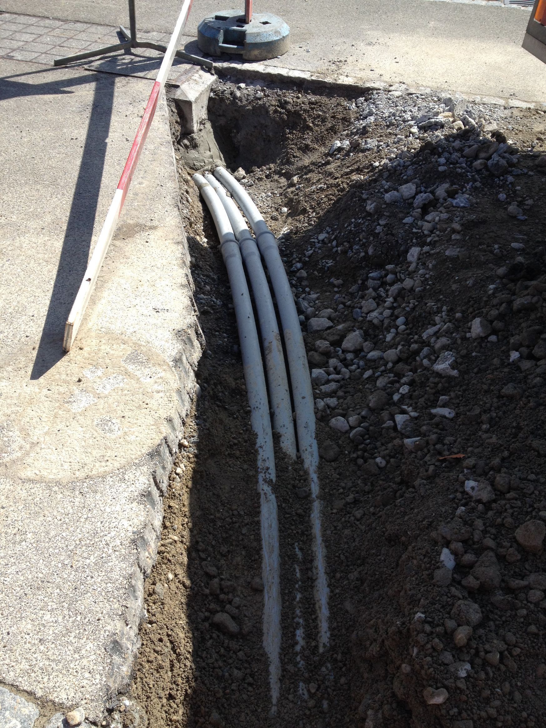 Tief-und Strassenbau, Aushub und Umgehungsarbeiten Winden