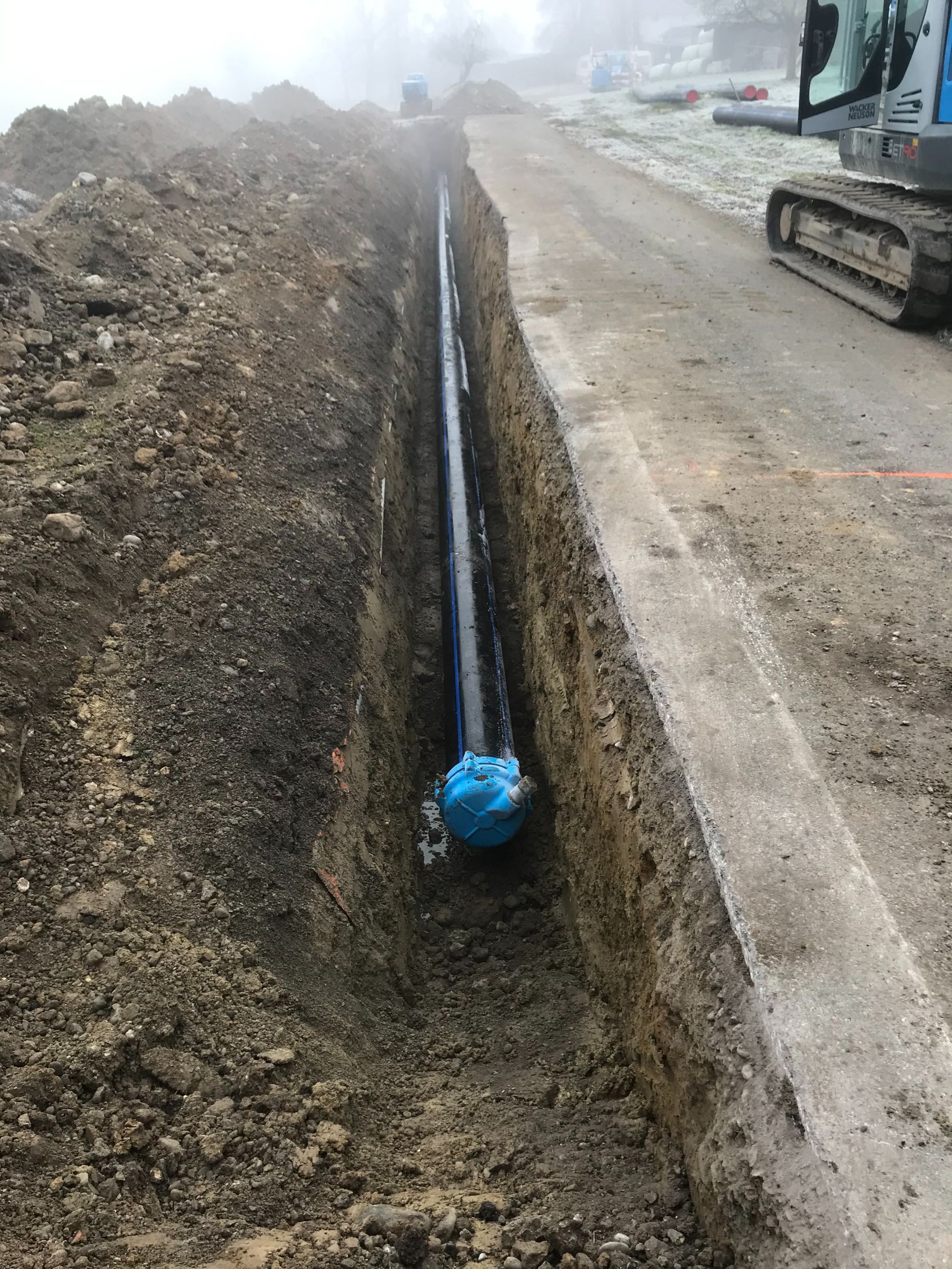 Tief-und Strassenbau, Aushub und Umgehungsarbeiten Winden